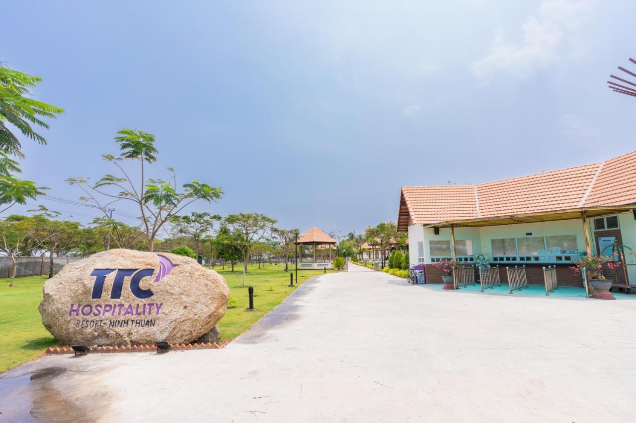 Ttc Resort Ninh Thuan - Unlimited Access To Water Park Phan Rang–Tháp Chàm Exterior photo