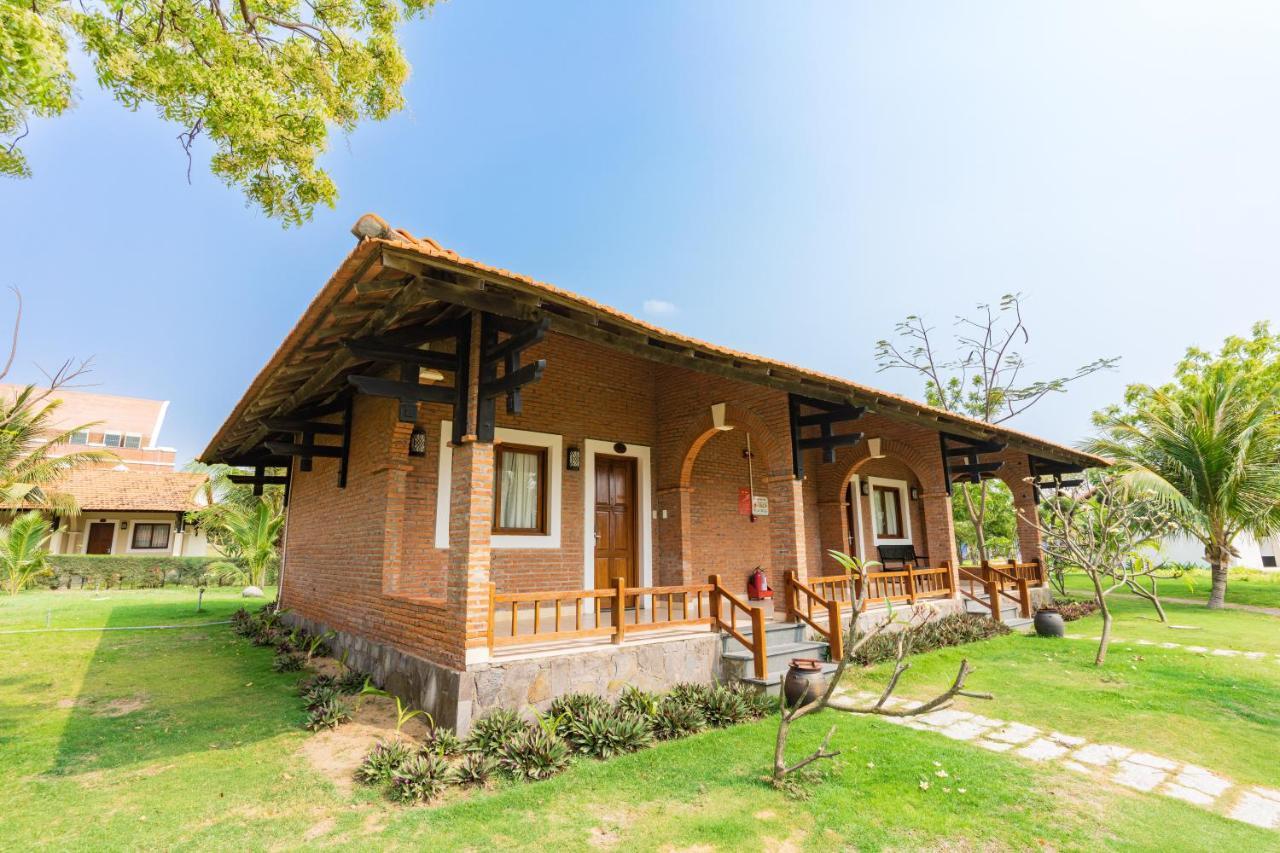Ttc Resort Ninh Thuan - Unlimited Access To Water Park Phan Rang–Tháp Chàm Exterior photo